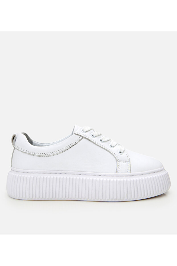 Women's Leather White Thick Soled Sports Shoes