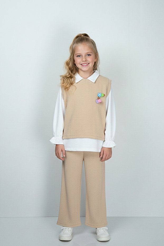 Girl's Beige Knitted Vest Set Blouse and Pants Set (Three Piece)