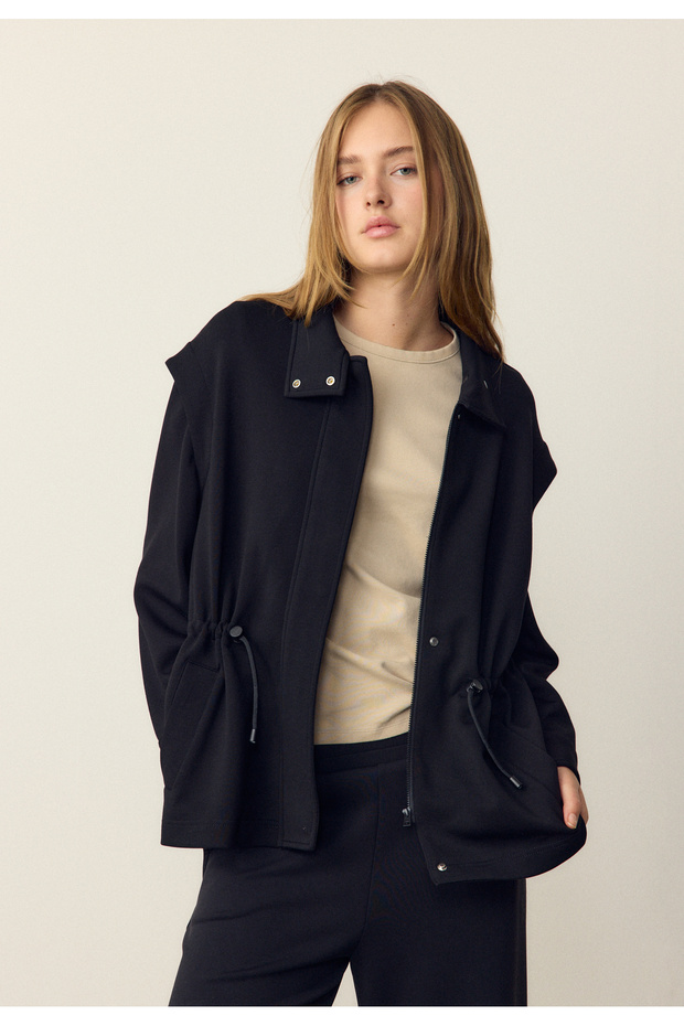 سترة خفيفة الوزن بخصر قابل للتعديل - 1