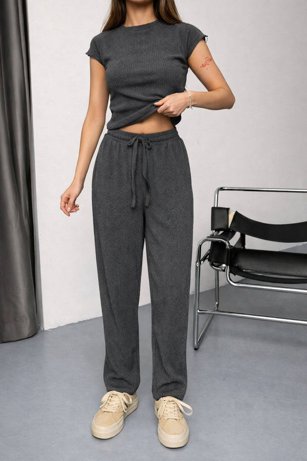 طقم نسائي من Ağaç Kabuğu Antrasit Basic للجزء السفلي والعلوي - 1