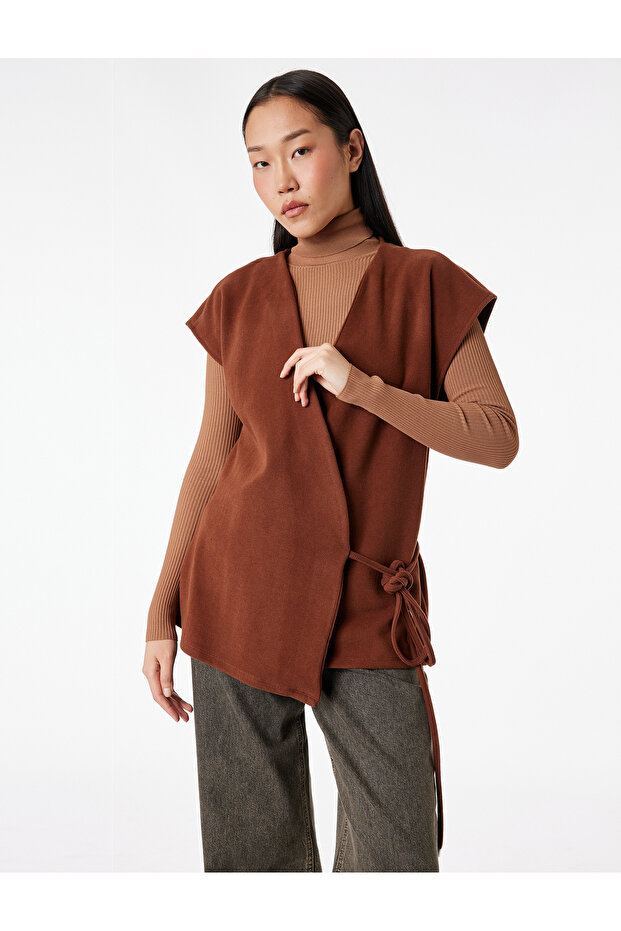 Slim Fit Sleeveless Double-Breasted Knit Cardigan with Tie Detail