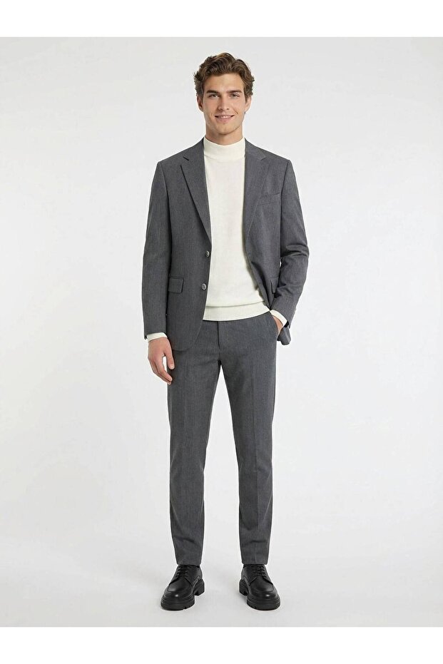 بدلة رمادية سادة مصنوعة من الصوف بنسبة 100% - 2