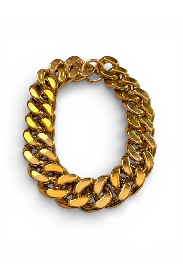 Thick chain necklace
