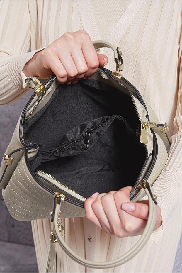 PÜSKÜL DETAYLI ÇANTA 2205 - 3