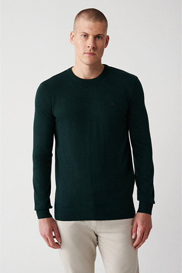 Grüner, fusselfreier Strickpullover mit Rundhalsausschnitt für Herren E 005000 - 3
