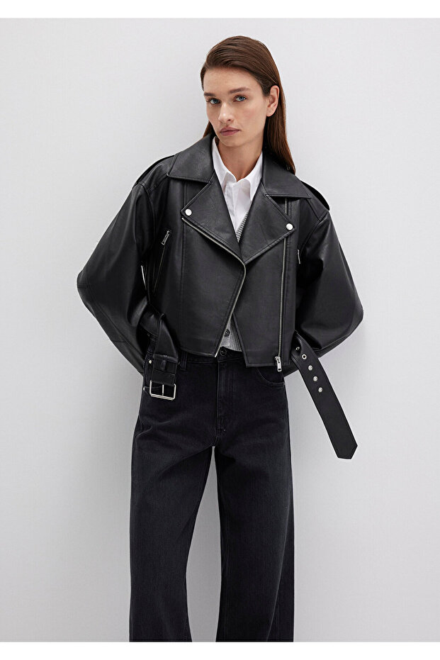 Faux Leather Black Crop Jacket - Regular Fit 1110375 -900
