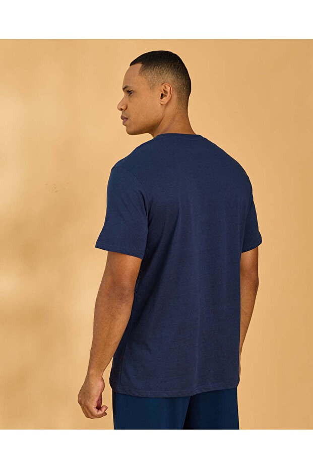 Men Navy Basic Graphic T Shirt - 3