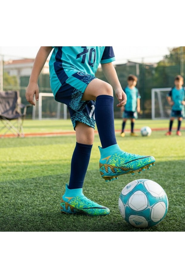 Unisex La Liga Lightly Patterned Football Field Boots | Children's Football Boots |
