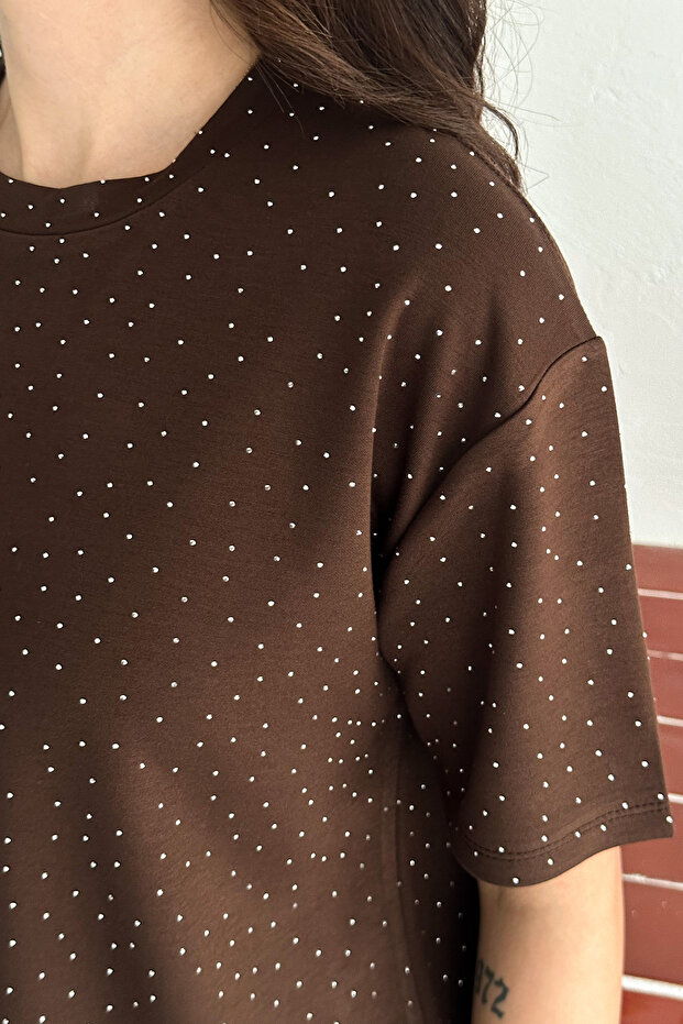 Taş Detaylı Basic Tişört – Minimal Dot - 6