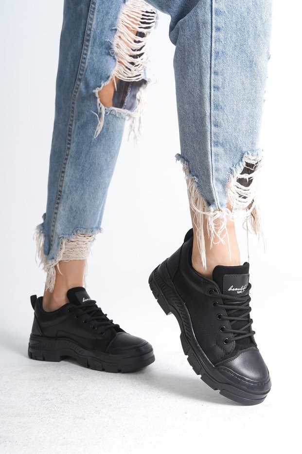 Black Lace-up Women's Sports Shoes