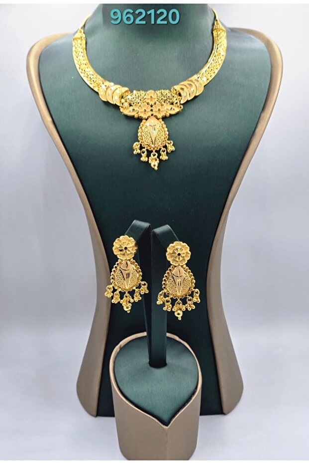 طقم إكسسوارات مجوهرات نسائية مذهل