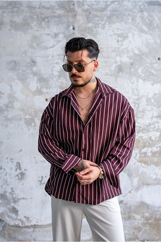 Color Transitioning Comfortable Fit Shirt Burgundy