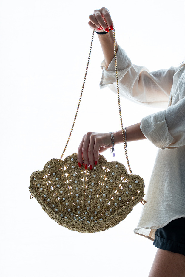 Handmade Oyster Pearl Knitted Bag