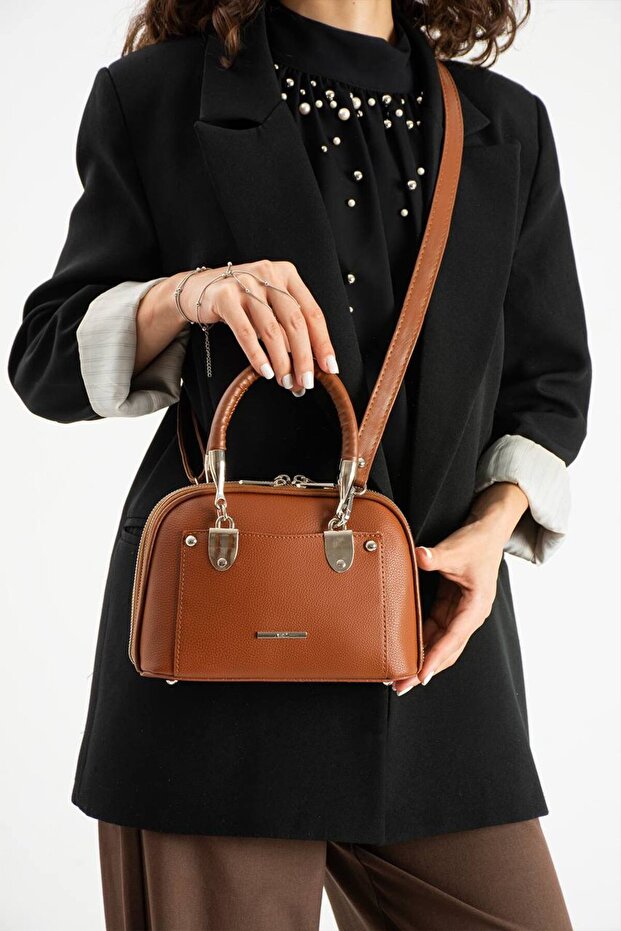 Women's Hand and Shoulder Bag