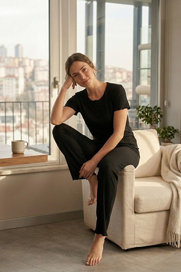 Comfort Wave Crew Neck Short Sleeve Corded Fabric Fabric Women's Pajama Set