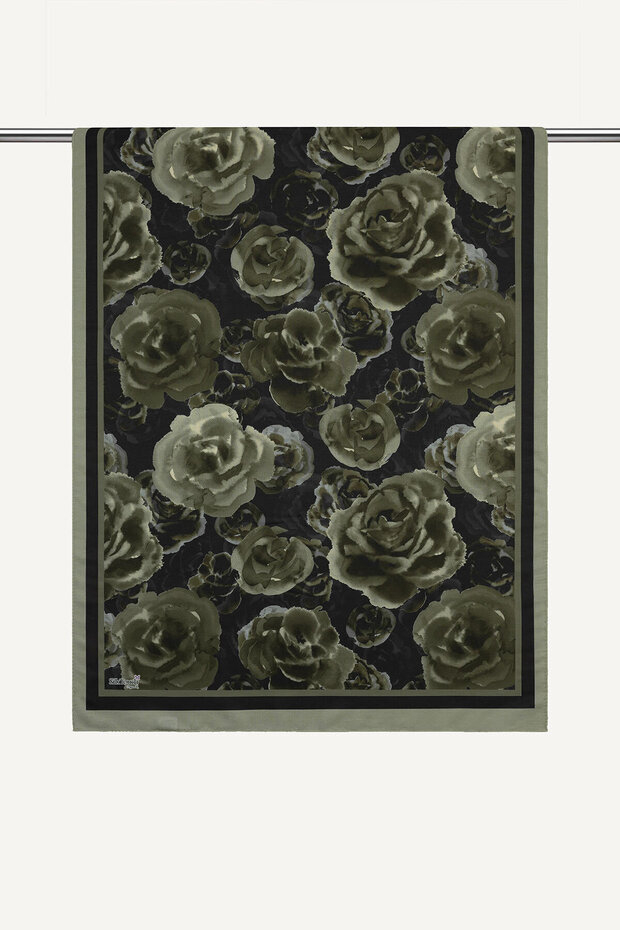 Green Geranium Patterned Organic Shawl - 2