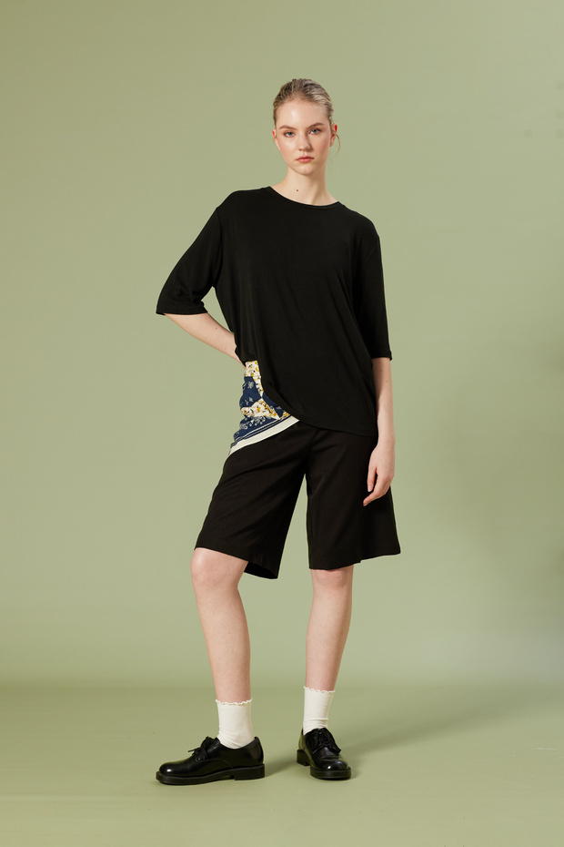 CREW NECK T-SHIRT