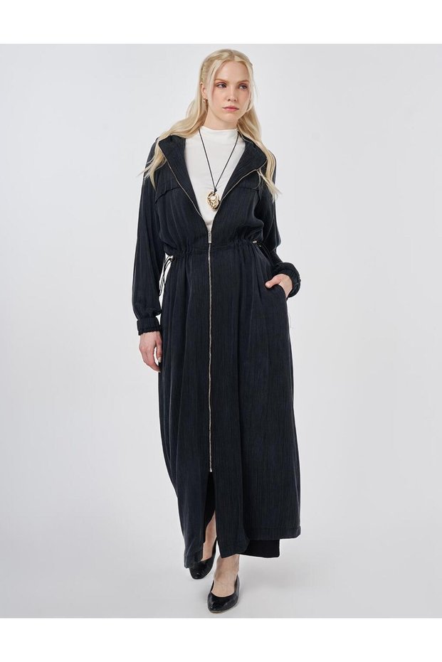Lyocell-Kapuzenpullover in Schwarz