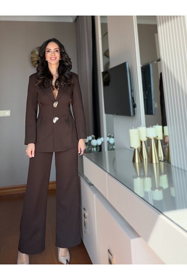Brown Waist-Fitted Button Detailed Jacket and Trousers Set
