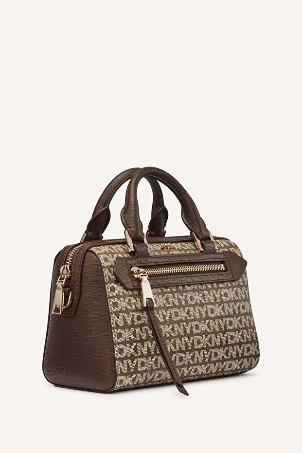 حقيبة صغيرة من شارع براينت - 2