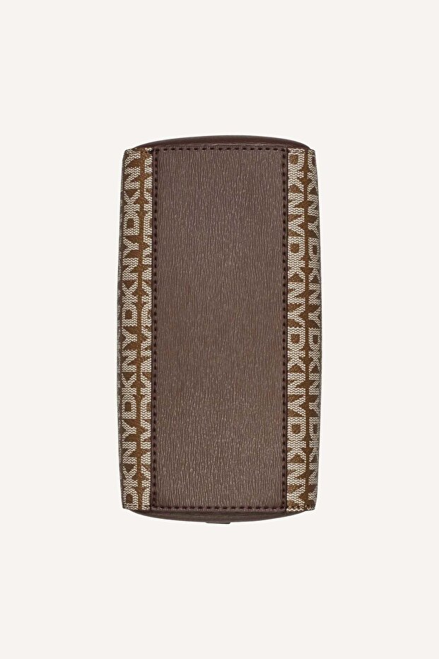 حقيبة صغيرة من شارع براينت - 4