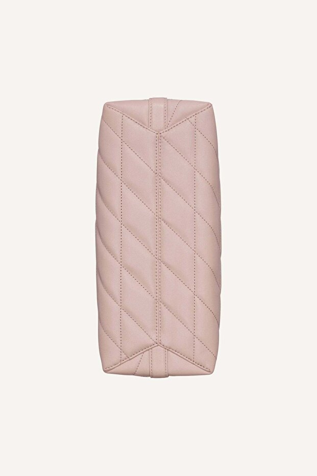 حقيبة دارسي - 4