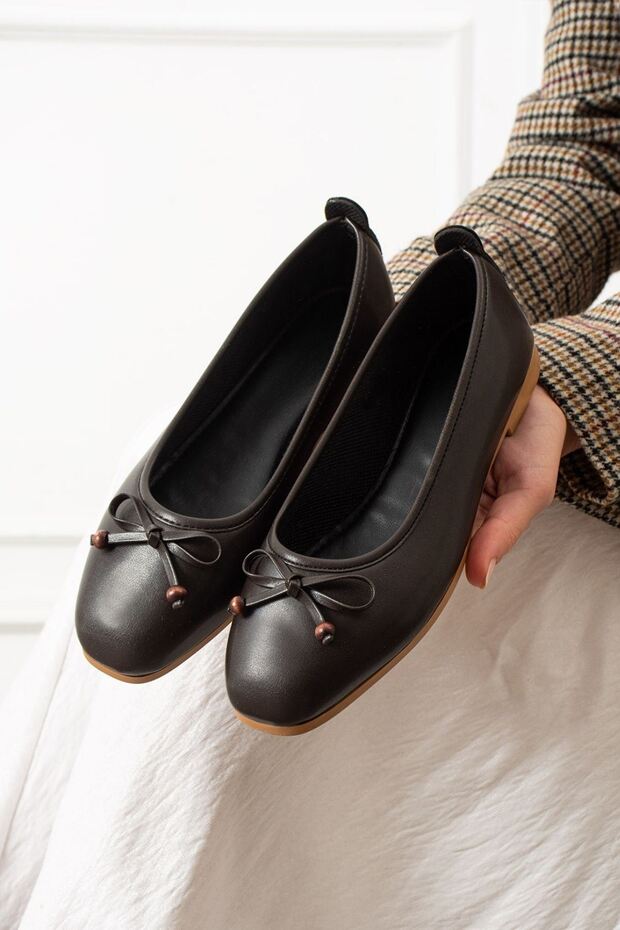 Fiora Brown Leather Bow with Wooden Bead Detail Ballet Flats