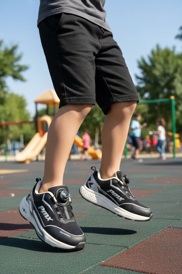 Black Fishing Line Lace-Up Mesh Lightweight Boys' Sports Shoes 2036 F