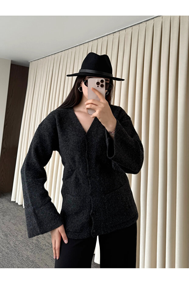 كارديجان أساسي بأزرار من أنثراسايت - 4622 - 2