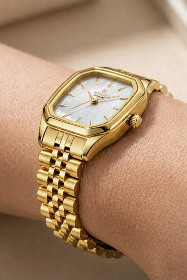 Minimal Retro Design Women's Wristwatch