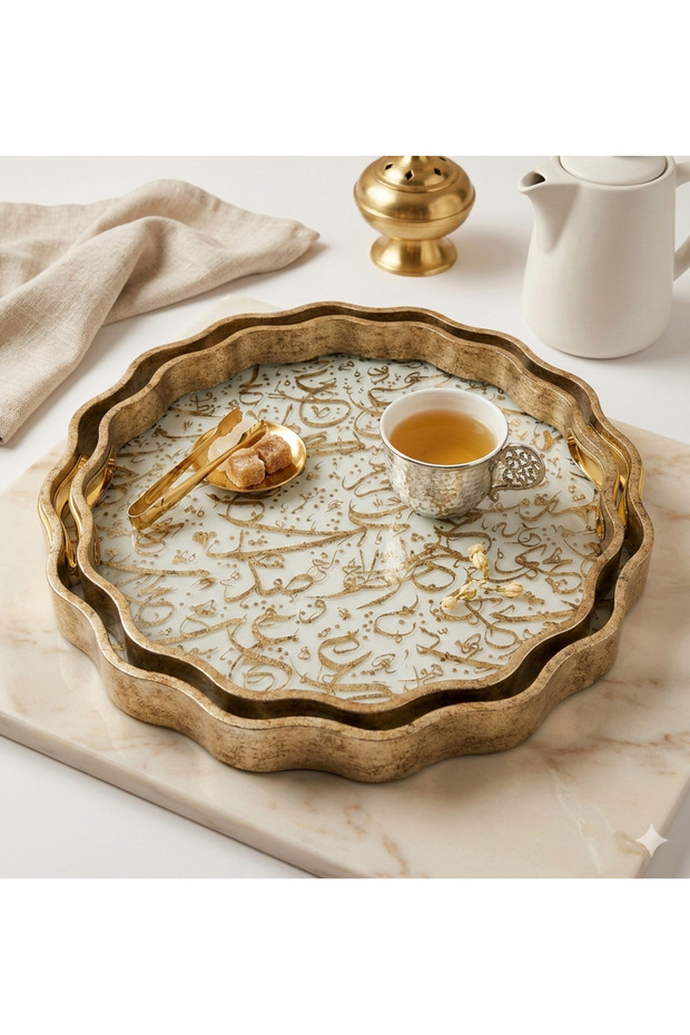 Versatile serving tray set with a unique design - 4