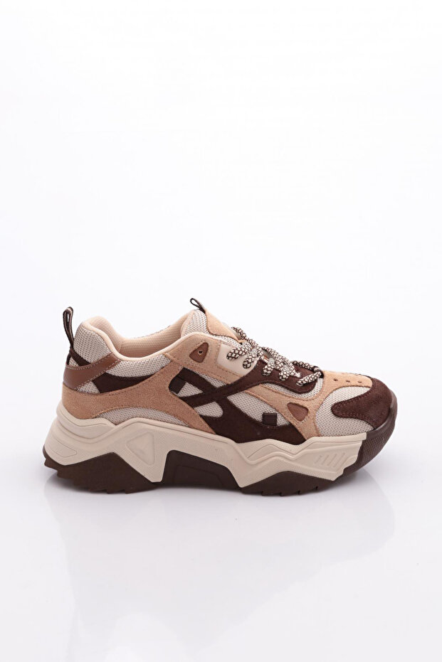 65137 Women's Lace-Up Thick Sole Sports Shoes