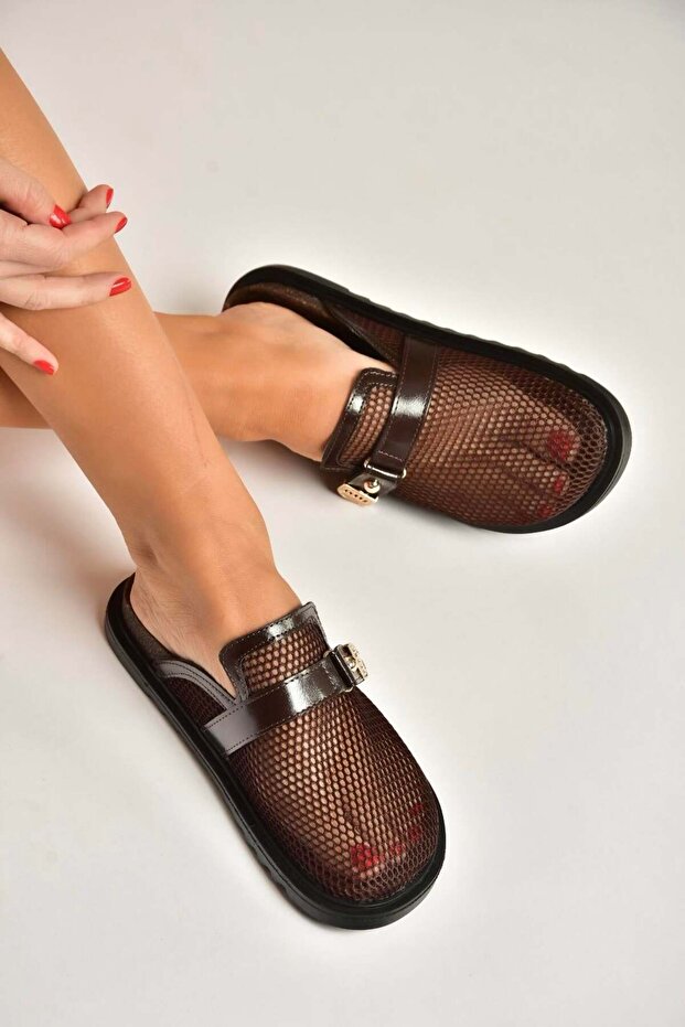 Y250505015 Brown Mesh Closed Front Women's Slipper