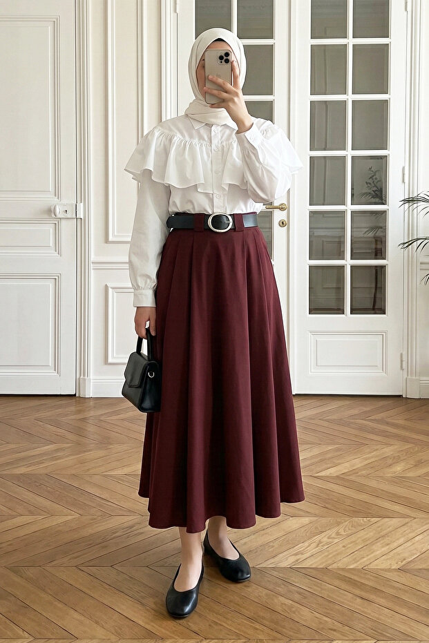 Belt Piece Tivil Skirt with Pleated Pocketed Zippers on the Front - Claret Red