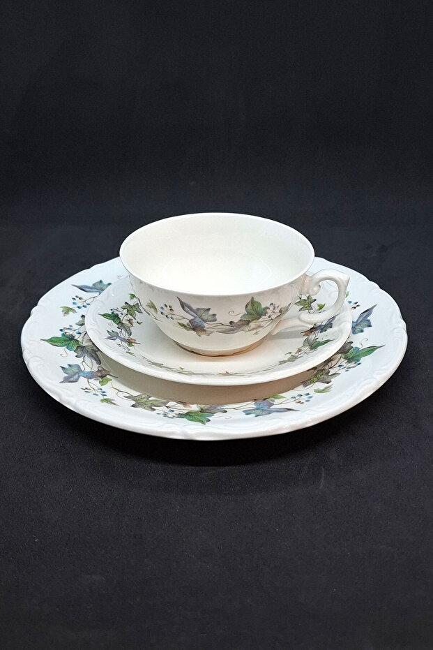 Spanish Royal China Antique Porcelain 3 Piece Cup Set