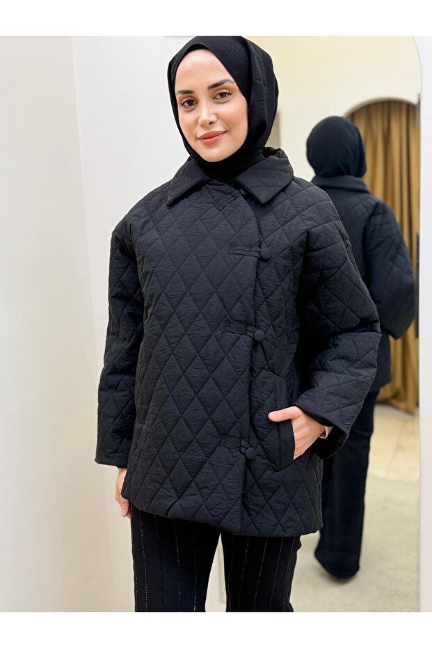 Buttoned Quilted Coat - 3