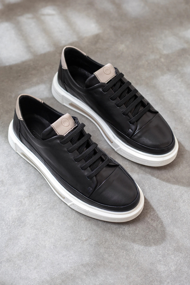 Mammamia Genuine Leather Extra Lightweight Casual Shoes
