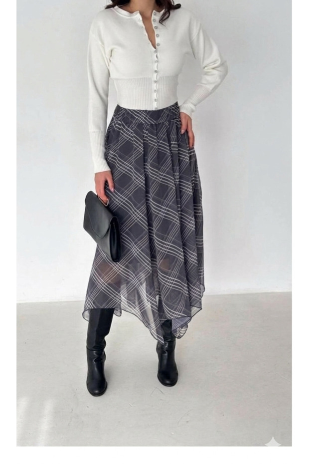 Asymmetrical Cut Chiffon Fabric Lined Sports Skirt