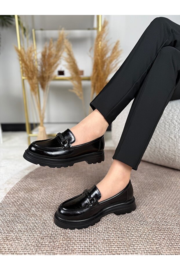 Aria Women's Black Loafer Casual Loafers