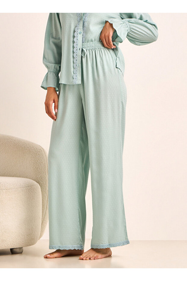 Pyjama Set Button-Down Shirt & Trousers - 4