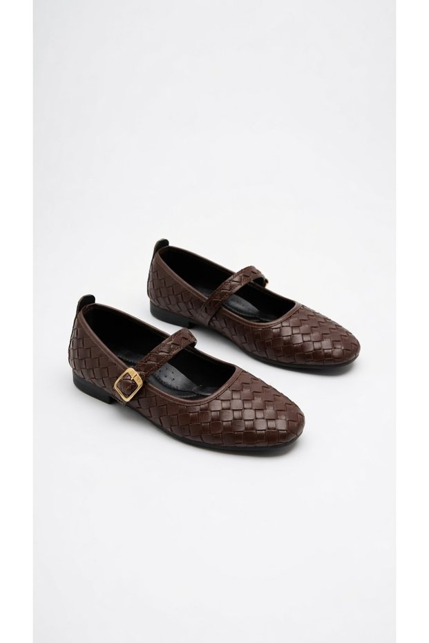 Women's Brown Banded Straw Pattern Detailed Soft Casual Ballet Flats Shoes