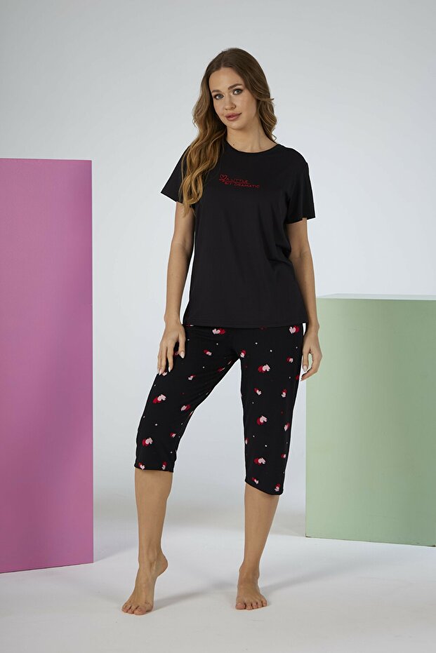 Women's Heart Bottom Patterned Black Short Sleeve Capri Soft Pajamas Set