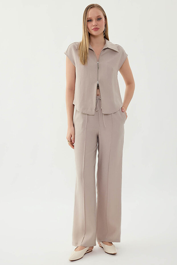 Front Stitched Elastic Waist Trousers
