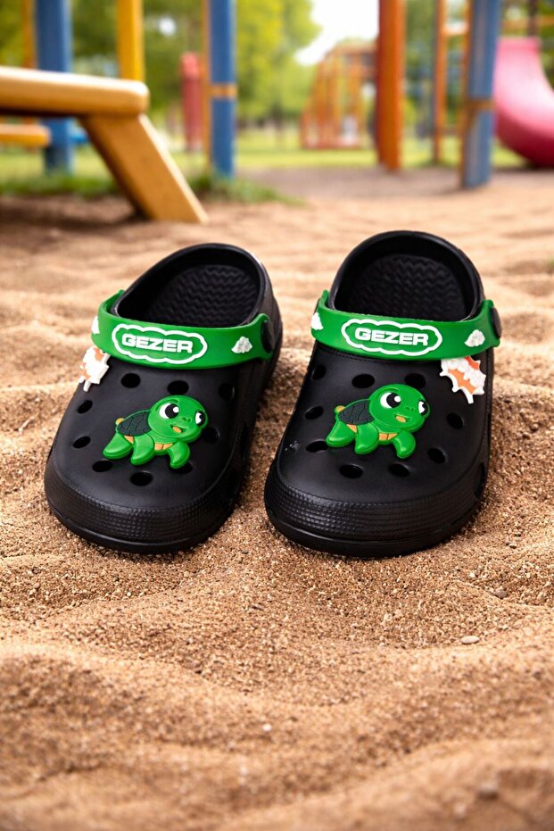 Boy's Kindergarten Nursery Park Garden Comfortable Lightweight Cross Slipper