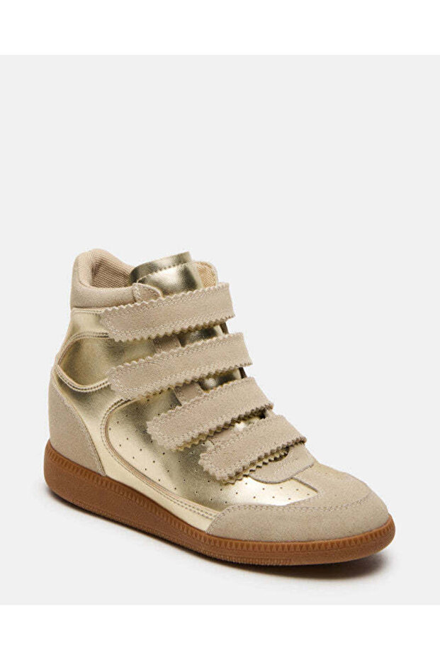Mustang Solid Low Heel Sneakers