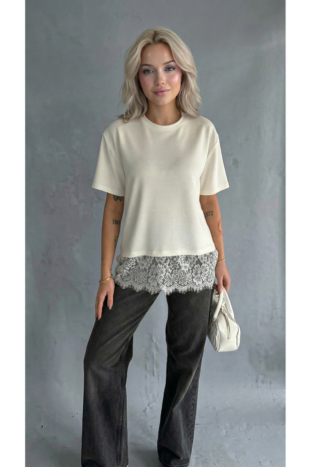 Kadın Beyaz Dantel Detaylı Basic T-shirt - 2