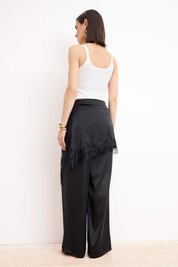Siyah Şal Detaylı Saten Wide Leg Saten Pantolon TPRSS26PL00007 - 4