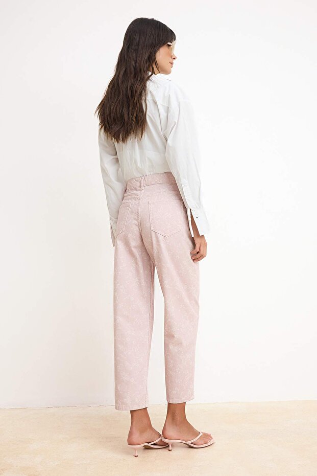 Pembe DÖKÜMLÜ Çiçek Baskılı %100 Pamuk Yüksek Bel Barrel Jeans TWOSS26JE00231 - 4