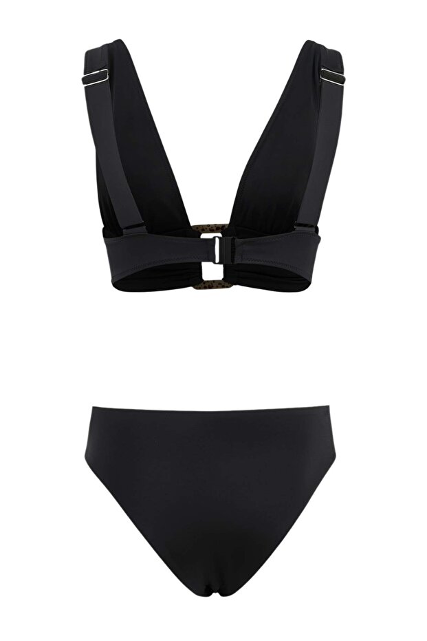 Siyah Aksesuarlı Üçgen Kaplı Brazilian Yüksek Bel Bikini Takımı TBESS25BT00181 - 5