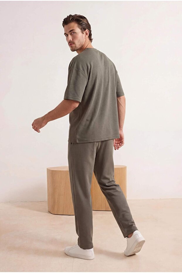 Haki Regular/Normal Kesim Nervür Dikişli Yumuşak Dokulu Eşofman Altı TMNSS26EA00001 - 3